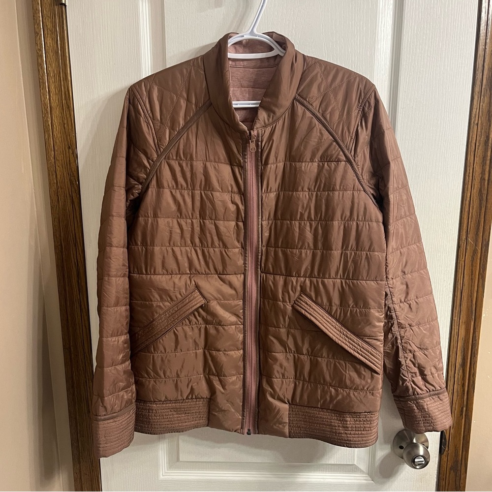 Lululemon The Bomb Bomber Jacket Reversible Bark Berry Size 10 Primaloft EUC - Picture 5 of 15